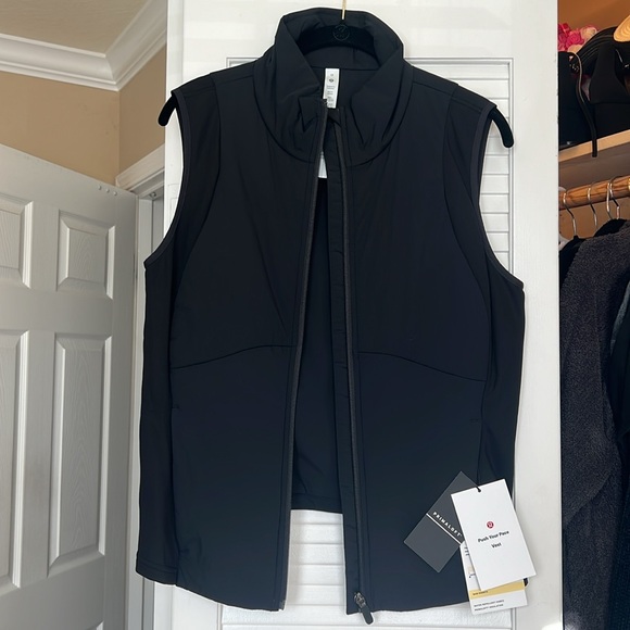 Lululemon Primaloft vest NWT - Picture 7 of 8